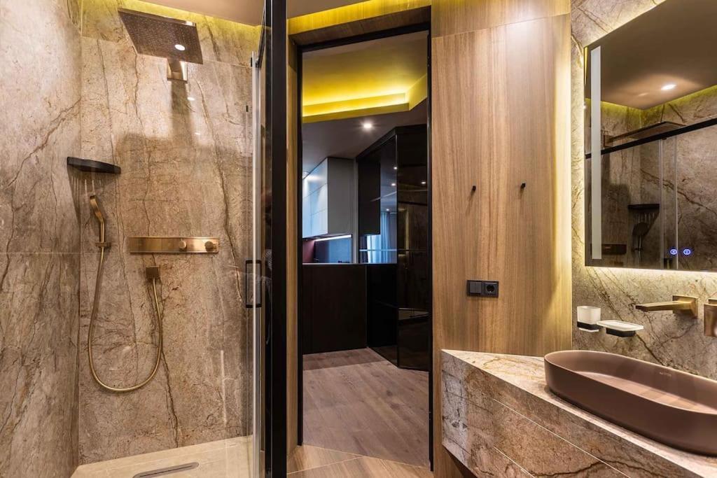 Luxury Apartment In The Superb Location Kischinau Exterior foto